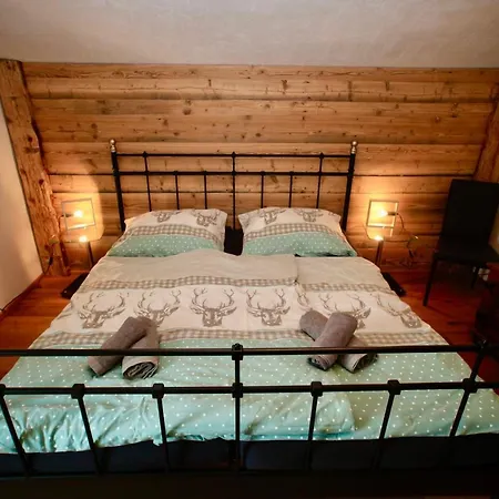 Basislager Ferienhaus *