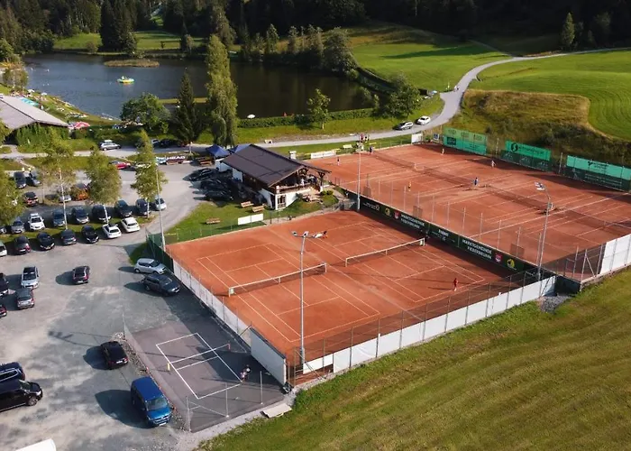 Basislager * 菲伯布伦